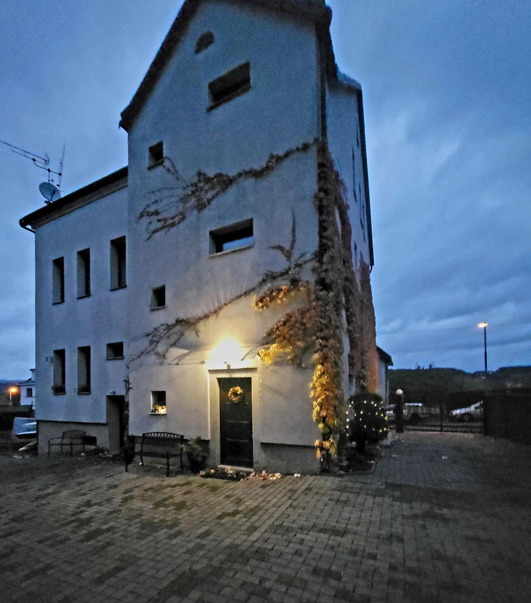 Penzion Bazalka Jablonec nad Nisou Εξωτερικό φωτογραφία