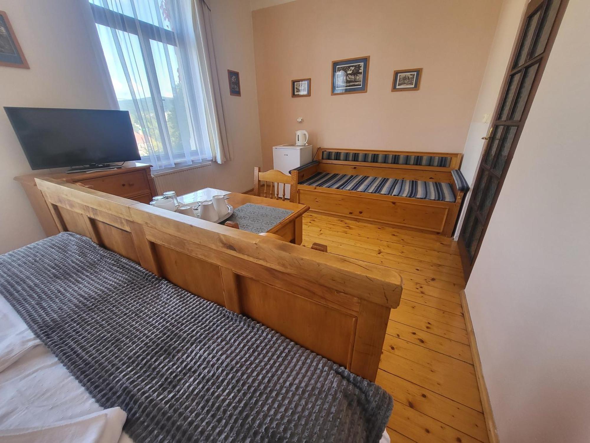 Penzion Bazalka Jablonec nad Nisou Εξωτερικό φωτογραφία